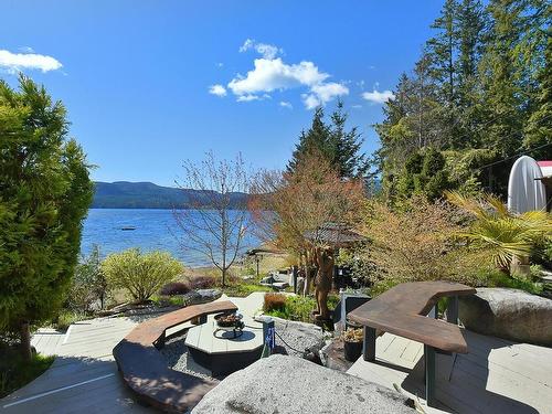 7545 Islets Place, Sechelt, BC 