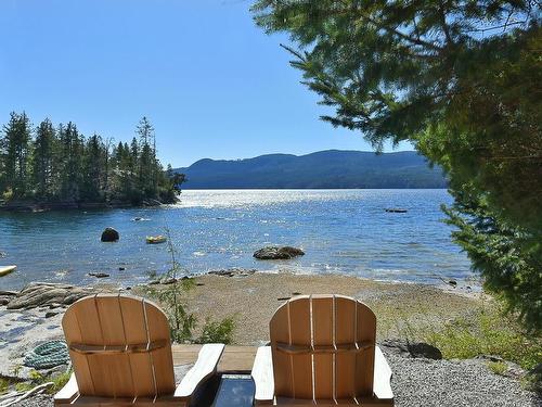 7545 Islets Place, Sechelt, BC 