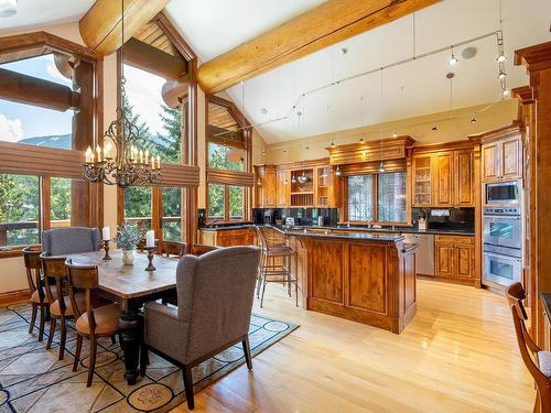 3220 Peak Drive, Whistler, BC 