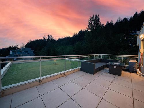 701 3105 Deer Ridge Drive, West Vancouver, BC 