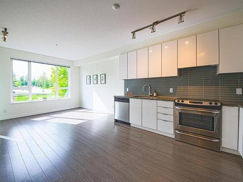 313 9877 University Crescent, Burnaby, BC 