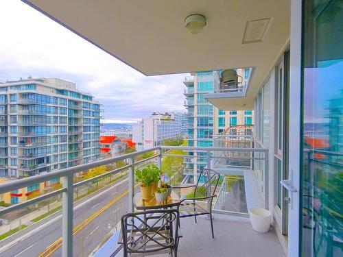 805 188 E Esplanade, North Vancouver, BC 