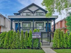 5595 EARLES STREET  Vancouver, BC V5R 3S2