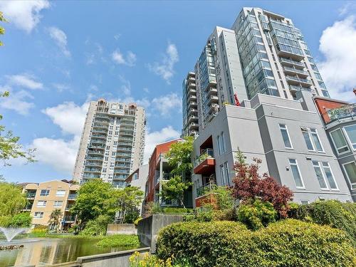 905 8 Laguna Court, New Westminster, BC 