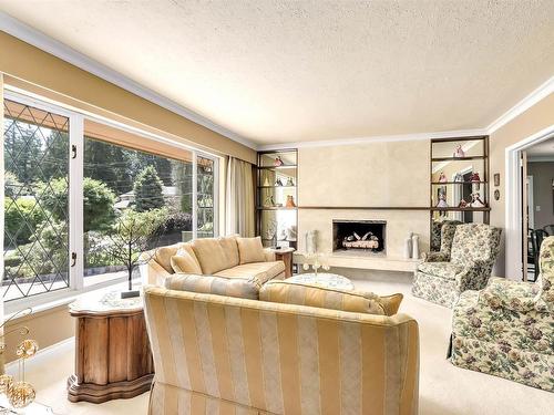 4343 Patterdale Drive, North Vancouver, BC 