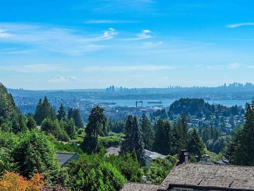 1373 Camwell Drive, West Vancouver, BC 