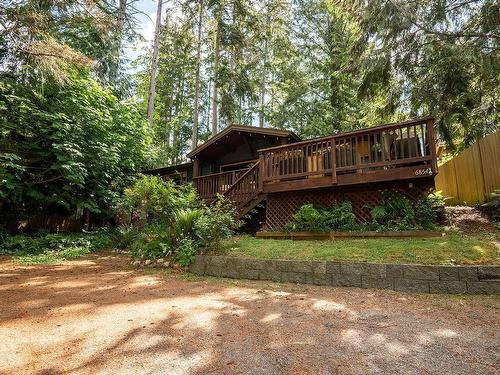 6854 Seaview Road, Sechelt, BC 