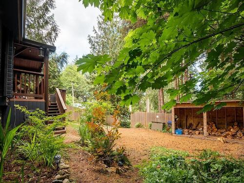 6854 Seaview Road, Sechelt, BC 