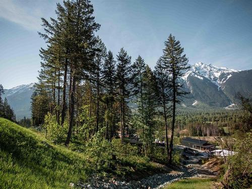 9000 Sun God Mountain Way, Pemberton, BC 