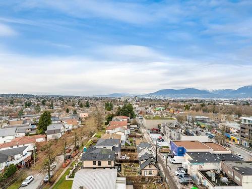 1502 4638 Gladstone Street, Vancouver, BC 