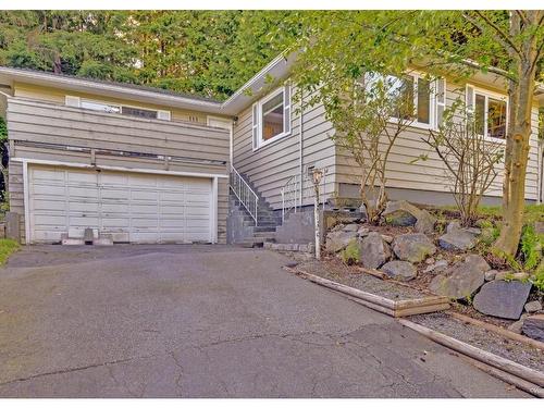 111 Bonnymuir Drive, West Vancouver, BC 