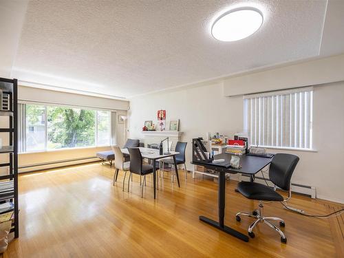 4663 W 15Th Avenue, Vancouver, BC 