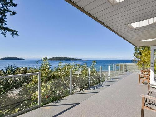 6465 Sunshine Coast Highway, Sechelt, BC 