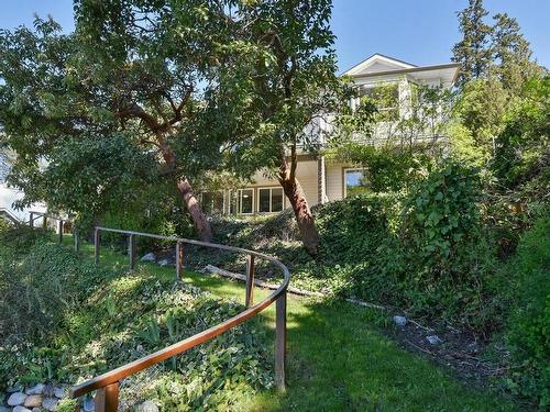 6465 Sunshine Coast Highway, Sechelt, BC 