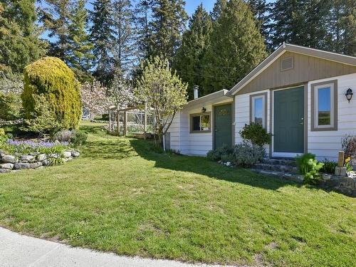 6465 Sunshine Coast Highway, Sechelt, BC 