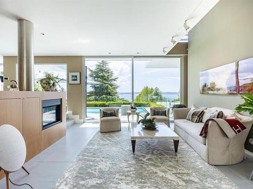 4313 Rockridge Road, West Vancouver, BC 