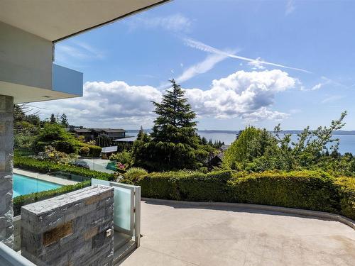 4313 Rockridge Road, West Vancouver, BC 