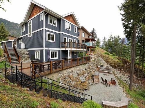 7458 Dogwood Street, Pemberton, BC 