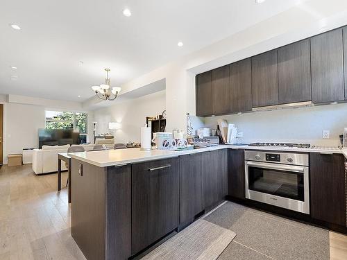 5486 Oak Street, Vancouver, BC 