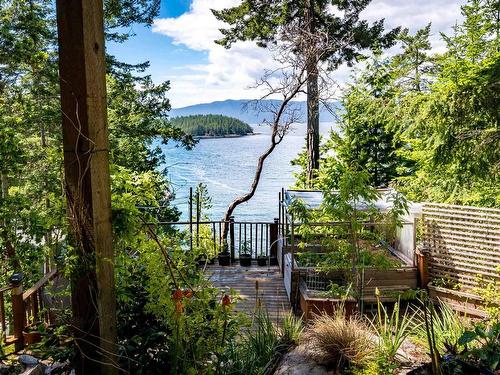 4224 Packalen Boulevard, Garden Bay, BC 