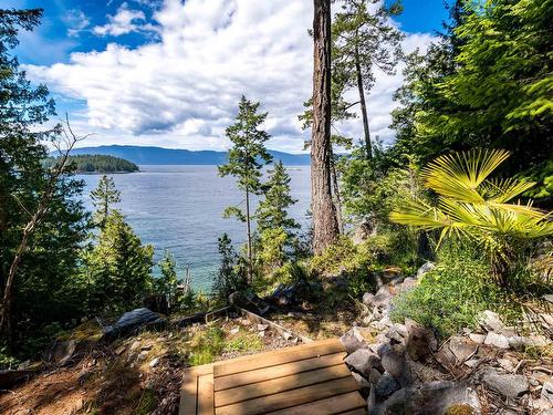 4224 Packalen Boulevard, Garden Bay, BC 