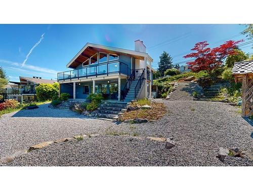 6154 Lookout Avenue, Sechelt, BC 