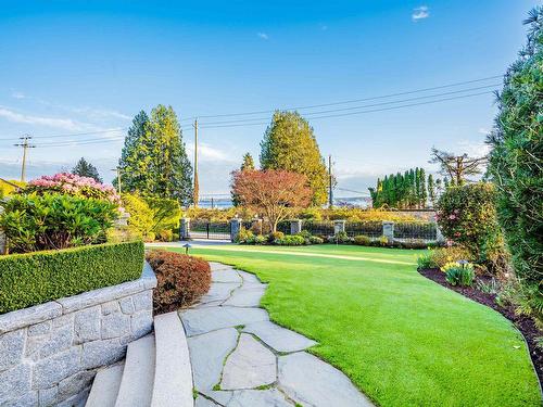 2817 Bellevue Avenue, West Vancouver, BC 