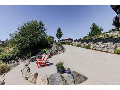 5765 Genni'S Way, Sechelt, BC 