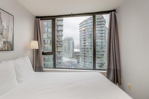 2703 58 Keefer Place, Vancouver, BC 