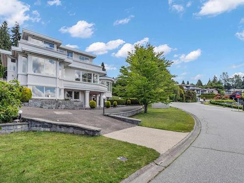 1507 Tyrol Road, West Vancouver, BC 