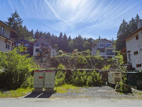 1088 Foxglove Lane, Bowen Island, BC 