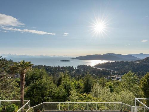 4729 Woodburn Road, West Vancouver, BC 