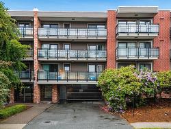 320 360 E 2ND STREET  North Vancouver, BC V7L 4N6