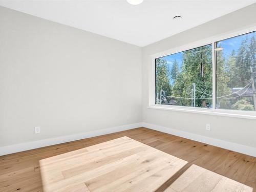 4454 Hoskins Road, North Vancouver, BC 