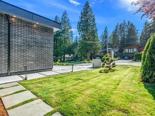 4454 Hoskins Road, North Vancouver, BC 