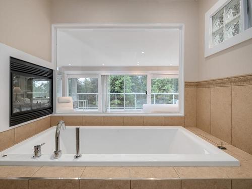 1375 Camridge Road, West Vancouver, BC 