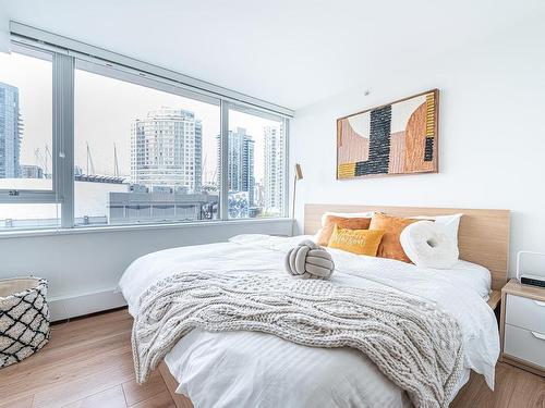 1202 688 Abbott Street, Vancouver, BC 