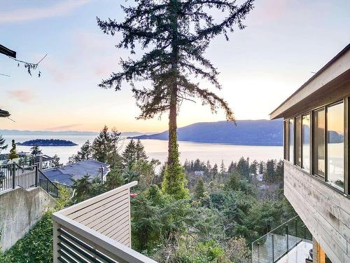 6011 Eagleridge Drive, West Vancouver, BC 