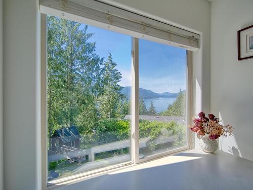 5818 Skookumchuk Road, Sechelt, BC 