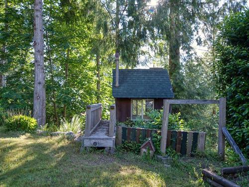 5818 Skookumchuk Road, Sechelt, BC 