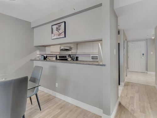 415 555 Abbott Street, Vancouver, BC 