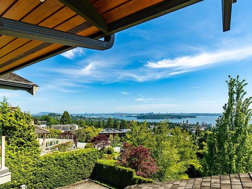 2275 Orchard Lane, West Vancouver, BC 