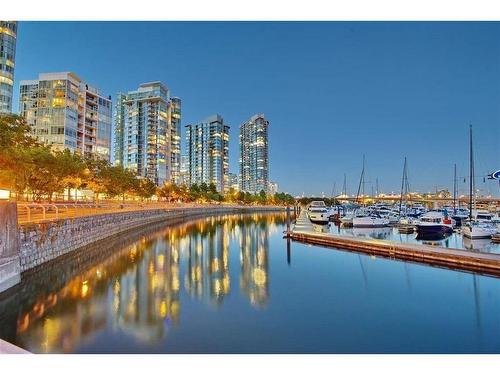 502 1199 Marinaside Crescent, Vancouver, BC 