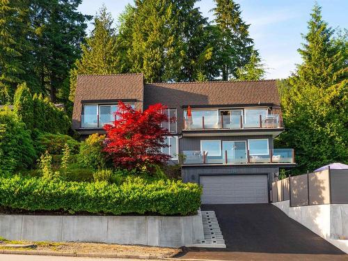 324 Montroyal Boulevard, North Vancouver, BC 