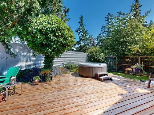 4569 Francis Peninsula Road, Madeira Park, BC 