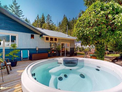 4569 Francis Peninsula Road, Madeira Park, BC 