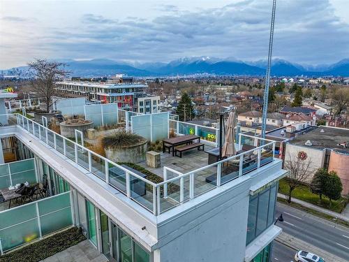 608 2220 Kingsway, Vancouver, BC 