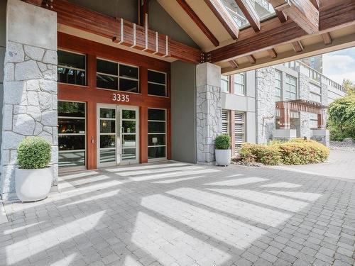 1101 3335 Cypress Place, West Vancouver, BC 