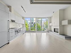 303 535 SMITHE STREET  Vancouver, BC V6B 0H2