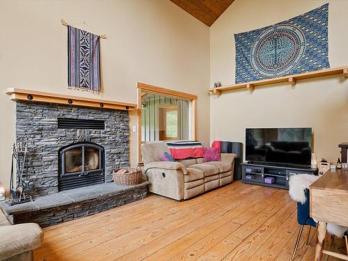 7497 Urdal Road, Pemberton, BC 